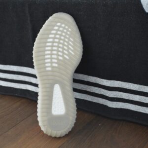 Adidas Yeezy Boost 350 V2 | Tail Light